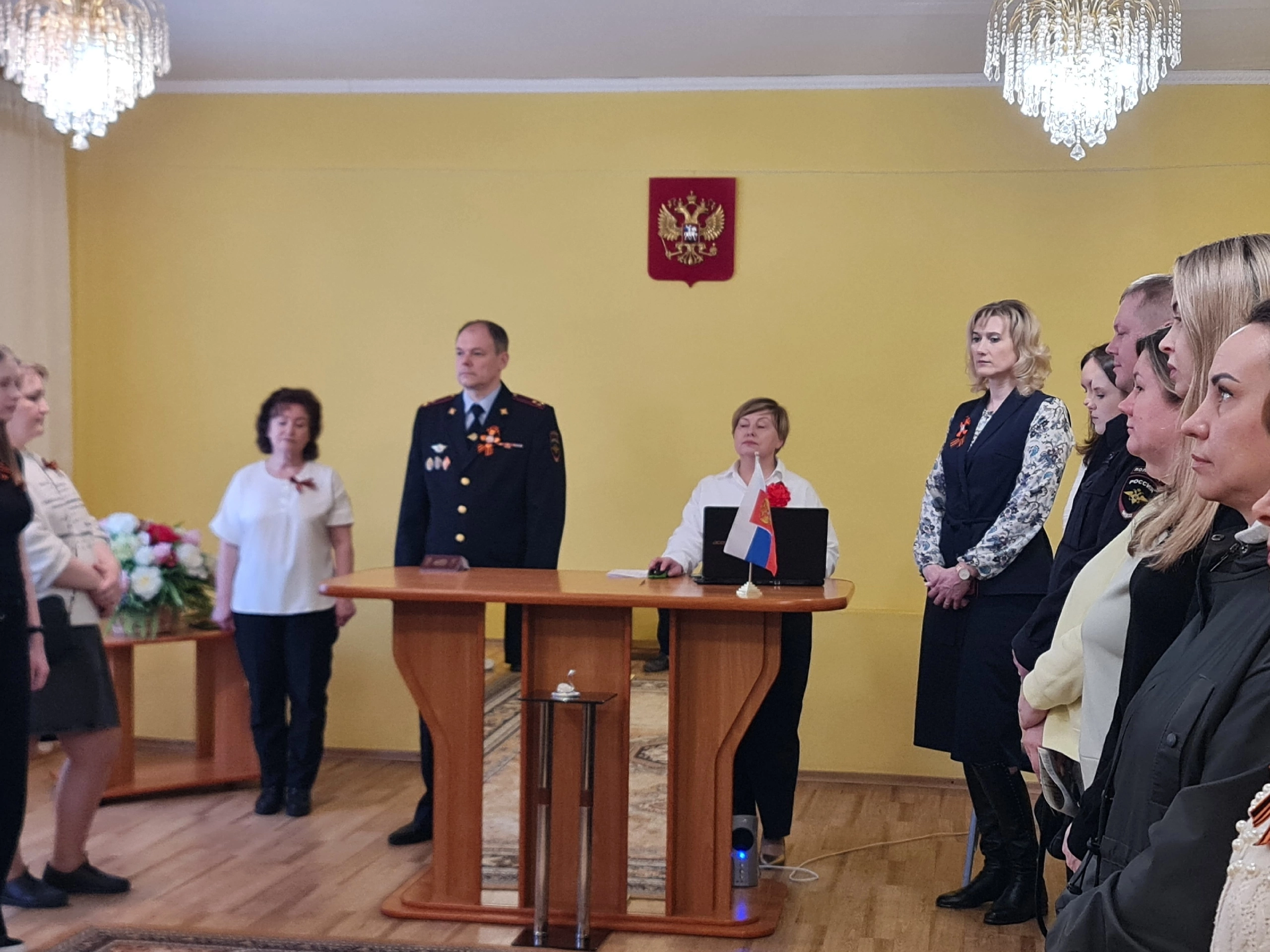 В Кадуйском отделе ЗАГС состоялась торжественная церемония вручения паспортов юным жителям округа..