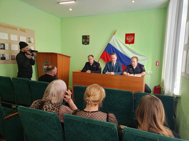 Состоялось заседание Общественного совета при ОМВД России «Кадуйский».. Состоялось заседание Общественного совета при ОМВД России «Кадуйский»..