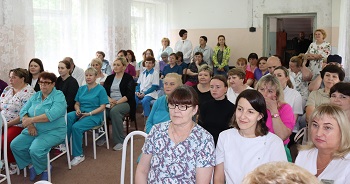 Ждем новых докторов. Ждем новых докторов.